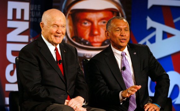 John glenn astronaut