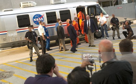 Space Shuttle Discovery