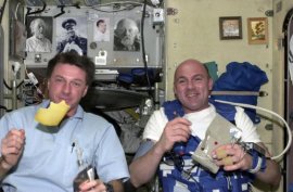 spacecheese.jpg spacecheese.jpg