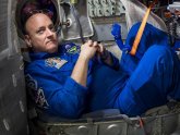 Salary astronaut