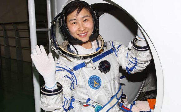Astronaut woman
